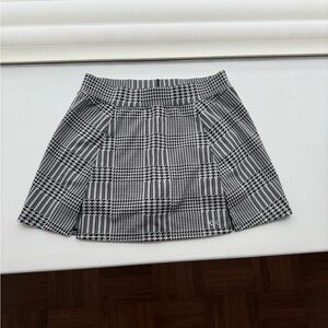 ALO houndstooth tennis skort